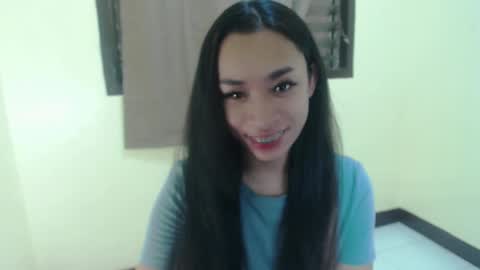 tricia_slut online show from 03.08.25