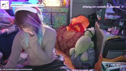 Cassie online show from 12.24.24