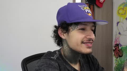 - trieone online show from 02.10.26