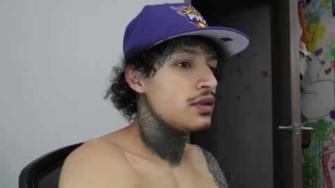 - trieone online show from 03.08.26