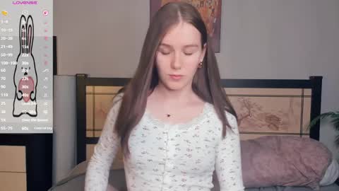 Snapshot of trinahillier chatting on 03.27.26 Bubbles online show from 03.27.26