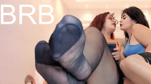 Snapshot of trinitixx chatting on 02.09.25 Triny online show from 02.09.25