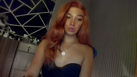 Snapshot of trinityfucksyou chatting on 12.29.24 Ms Ella online show from 12.29.24