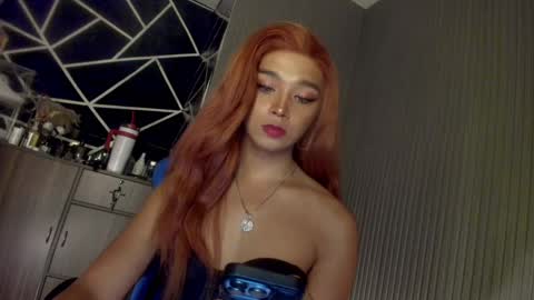 Snapshot of trinityfucksyou chatting on 01.06.25 Ms Ella online show from 01.06.25