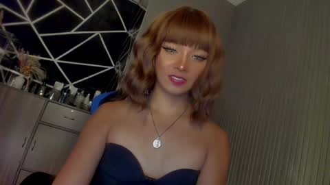 Snapshot of trinityfucksyou chatting on 01.30.25 Ms Ella online show from 01.30.25