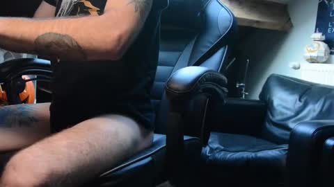 Snapshot of tripstocum chatting on 10.09.25 FluideAmer online show from 10.09.25