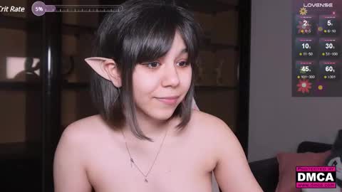 Snapshot of triss_moon chatting on 02.26.25 Triss online show from 02.26.25