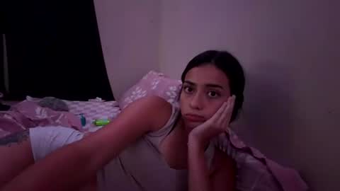 Snapshot of tristianmarie chatting on 07.17.26 tristianmarie online show from 07.17.26