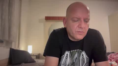 Triton online show from 09.11.25