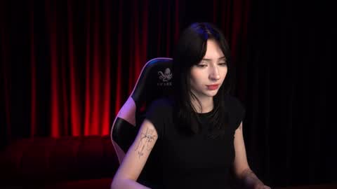 Snapshot of trix_void chatting on 10.07.25 trix_void online show from 10.07.25