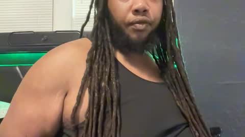 Snapshot of trmdstrong chatting on 10.17.25 Trmdstrong online show from 10.17.25