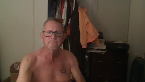 Snapshot of troffer1020 chatting on 12.10.24 Troffer online show from 12.10.24