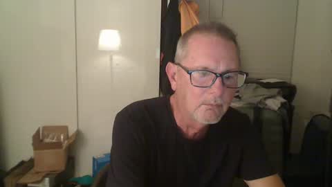 Snapshot of troffer1020 chatting on 12.20.24 Troffer online show from 12.20.24