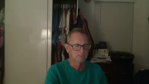 Snapshot of troffer1020 chatting on 02.04.25 Troffer online show from 02.04.25
