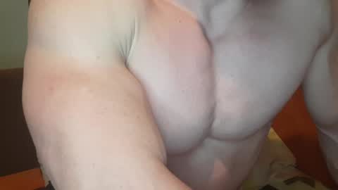 Troncq online show from 01.30.25