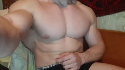 Troncq online show from 02.03.25