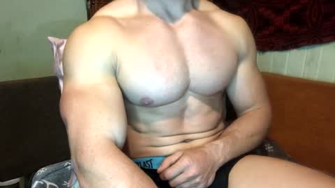 Troncq online show from 03.08.25