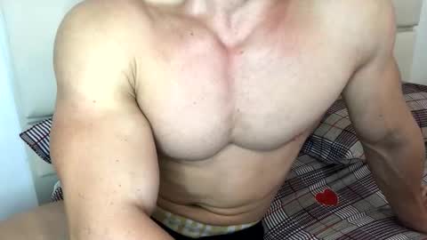 Troncq online show from 09.09.25