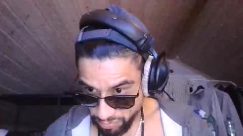 Snapshot of tropppel888 chatting on 11.26.25 Open minded - Hetro - Male online show from 11.26.25