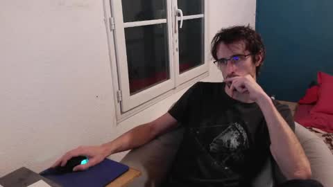 Snapshot of trucdeoufouf chatting on 01.19.25 trucdeoufouf online show from 01.19.25