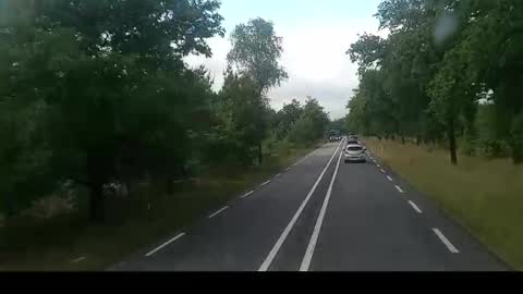 Snapshot of truckguitar chatting on 11.23.25 Yuri Nater online show from 11.23.25