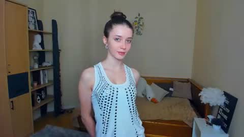 trudikeasley online show from 07.03.26