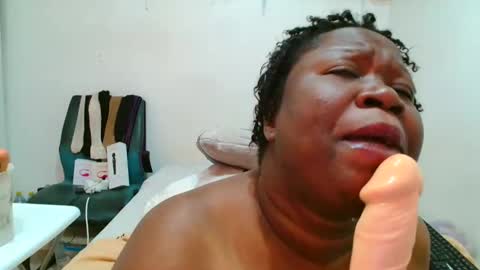 TrueBella30 online show from 10.30.25