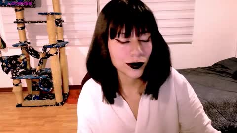 Cait online show from 01.13.26