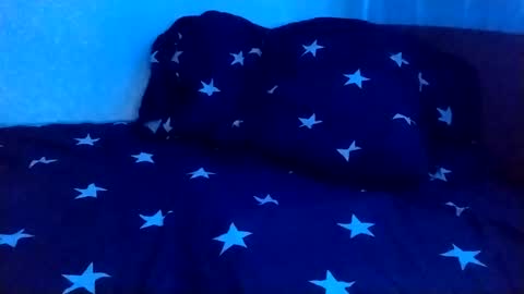 Emilum online show from 12.31.24