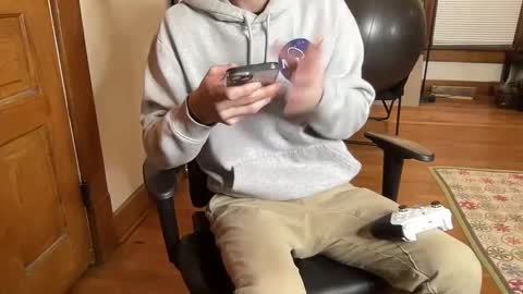 Treistoph online show from 12.15.24