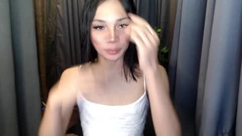 Snapshot of ts_athisa chatting on 09.20.25 ts_athisa online show from 09.20.25
