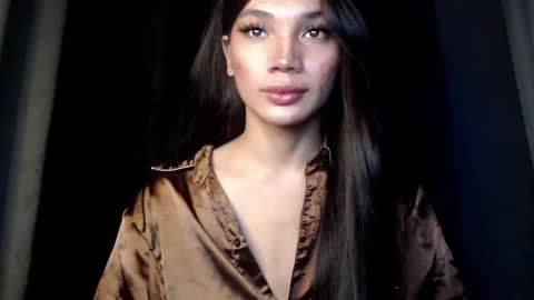 Snapshot of ts_athisa chatting on 10.18.25 ts_athisa online show from 10.18.25