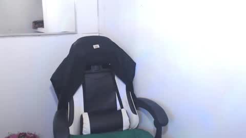 Snapshot of ts_lovelicious chatting on 11.07.25 ts_lovelicious online show from 11.07.25