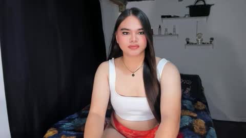 Snapshot of ts_lovelicious chatting on 02.02.26 ts_lovelicious online show from 02.02.26