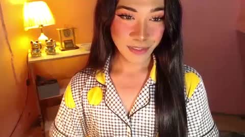 The Girl Named Romantika  online show from 01.04.25