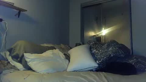 Amber White online show from 02.18.25