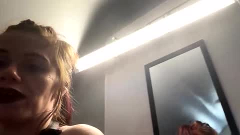 tscotto online show from 10.18.25