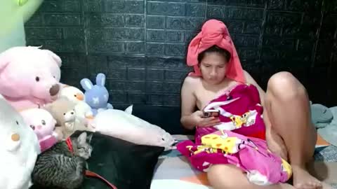 SHENA  online show from 04.17.26