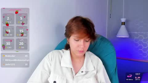 Snapshot of tsuki_maru chatting on 05.23.26 Maru online show from 05.23.26