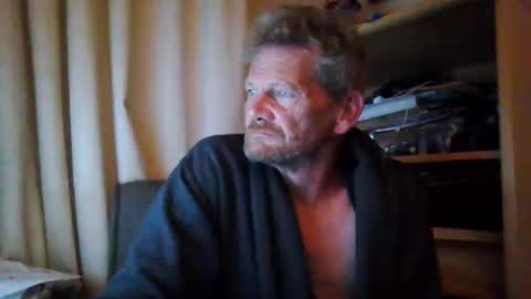 Snapshot of ttb2769 chatting on 10.04.25 ttb2769 online show from 10.04.25