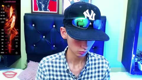 Snapshot of ttimy_x_boy chatting on 02.26.25 ttimy online show from 02.26.25