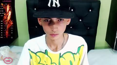 Snapshot of ttimy_x_boy chatting on 03.12.25 ttimy online show from 03.12.25