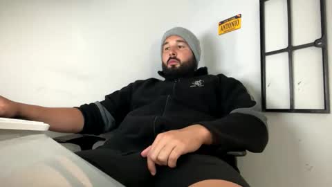 Stimulation make me Cum in Public or in Pvt   online show from 04.03.26