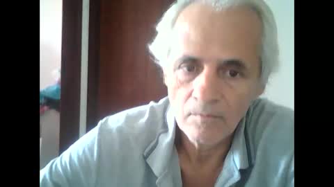 Snapshot of tuamigo8a chatting on 02.14.25 Siveomeves online show from 02.14.25