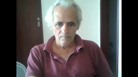 Snapshot of tuamigo8a chatting on 02.18.25 Siveomeves online show from 02.18.25