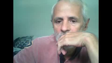 Snapshot of tuamigo8a chatting on 09.29.25 Siveomeves online show from 09.29.25