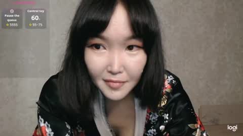 Snapshot of tumilio chatting on 07.25.26 TumiLio online show from 07.25.26