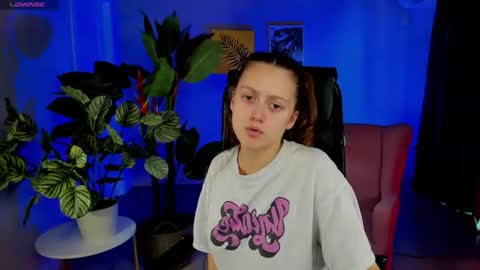 tunaholli online show from 06.13.26