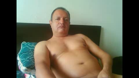 Snapshot of tuserasmia chatting on 01.03.25 Mario Ramirez online show from 01.03.25