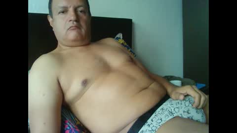 Snapshot of tuserasmia chatting on 02.14.25 Mario Ramirez online show from 02.14.25